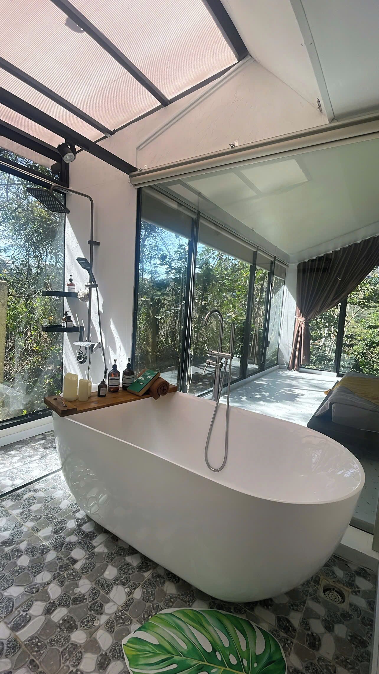 Casa Luxury, angolo cottura, vista montagna | Biancheria da letto di alta qualità, una cassaforte in camera