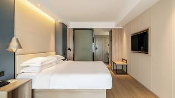 Superior Single Room, City View | Premium bedding, down comforters, memory foam beds, desk