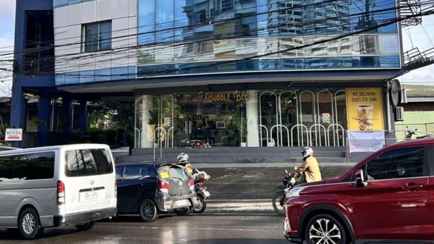 Gambar tidak terklasifikasi, 1 dari 6, tombol