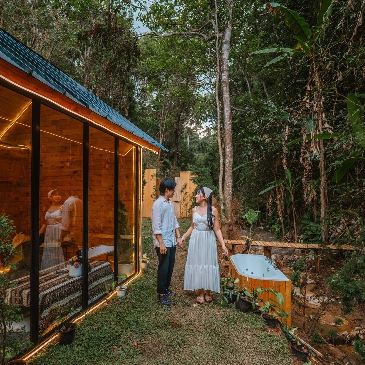 The Moon | 1 bedroom, minibar, desk, blackout curtains