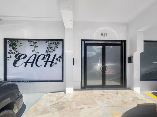 Each Guest House 3-2 | Studio Apt For 4 @ San Juan