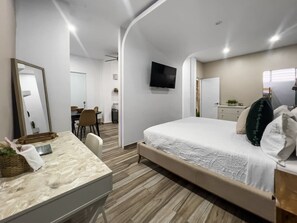 Desk, travel crib, free WiFi, bed sheets