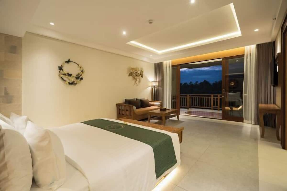 1 bedroom, free minibar, in-room safe, blackout drapes