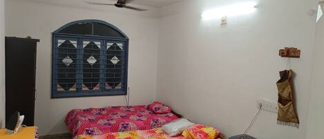 1 Schlafzimmer, Bügeleisen/Bügelbrett, WLAN