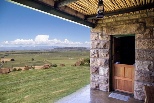 Boschfontein Mountain Lodge: farmhouse near Ficksburg with stunning views.