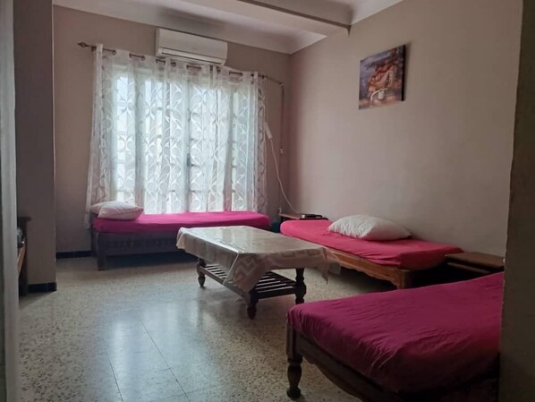 Basic Apartment | Living area | Flat-screen TV