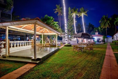 CLOSE2C BY THE ARKS VILLA