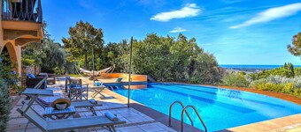 VILLA POETA - Six Bedroom Villa, Sleeps 12
