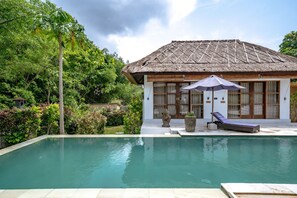 Outdoor pool - JENDI Village (Ungasan)