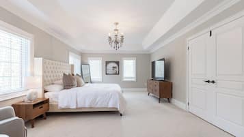 5 bedrooms, iron/ironing board, free WiFi