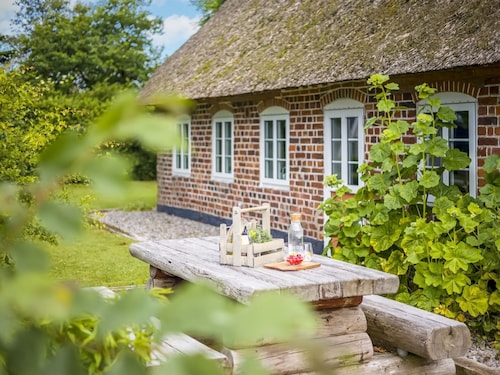 "Tuki" - 10km from the sea by Interhome