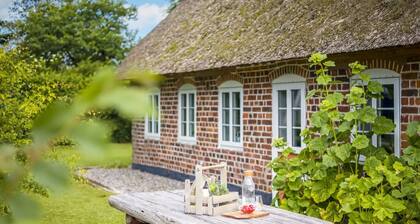 "Tuki" - 10km from the sea by Interhome