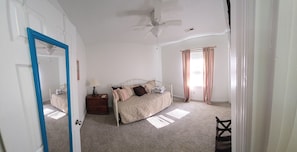 2 bedrooms, iron/ironing board, WiFi, bed sheets