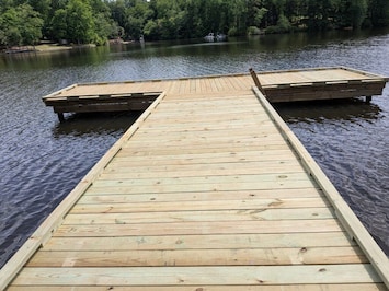 Lake/ beach access available.