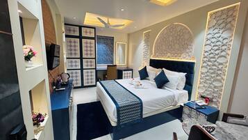 Deluxe Double Room | Desk, free WiFi