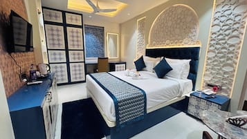 Deluxe Double Room | Desk, free WiFi