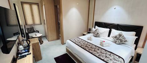 Deluxe-Doppelzimmer | Schreibtisch, kostenloses WLAN