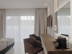 Deluxe Triple Room, Balcony | Living area - Oros Paradise Hotel (Rhodes)