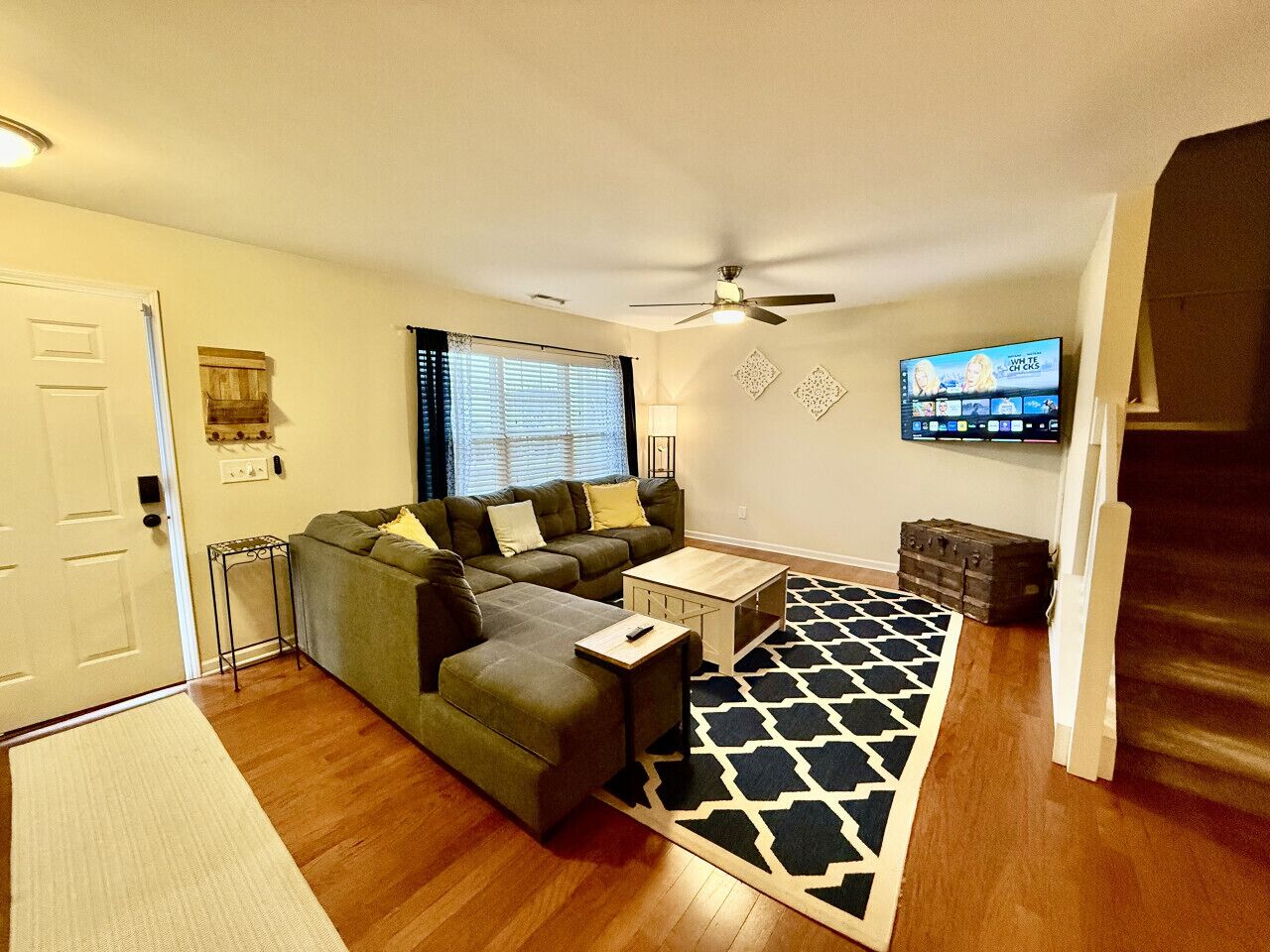 智能电视、影片库