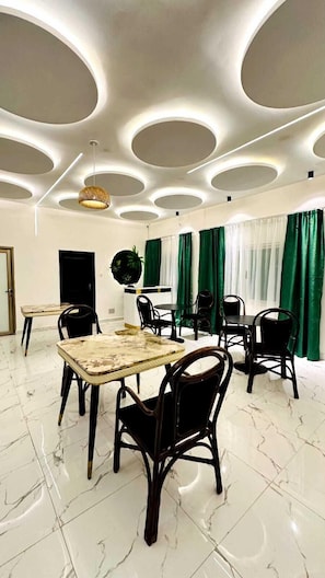 Restaurant - New green Horse Hotel (Cotonou)