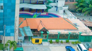 Mặt tiền nơi lưu trú