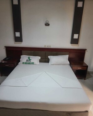 Free WiFi - New green Horse Hotel (Cotonou)