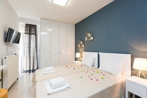 2 habitaciones, tabla de planchar con plancha, wifi y ropa de cama 