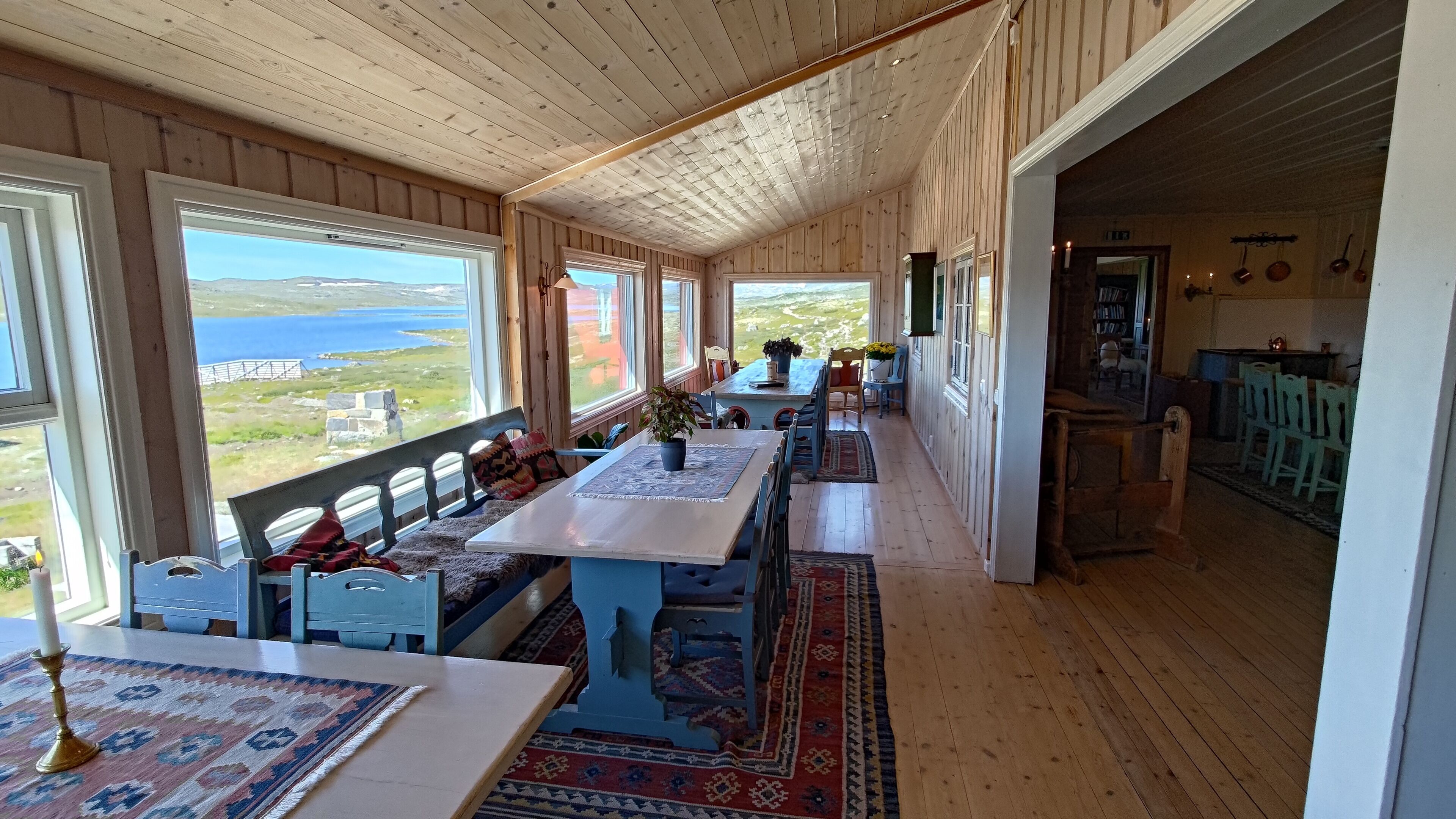 Spiseområde på rommet