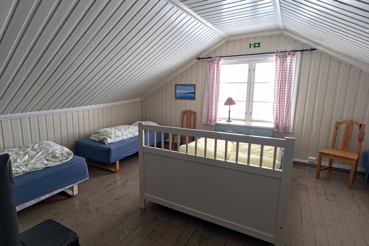 Shared Dormitory (Bed sheets not included) | Pillowtop beds, free WiFi
