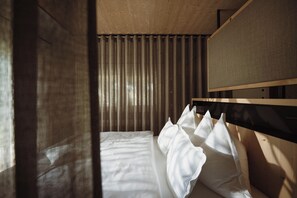 1 bedroom, in-room safe, desk, laptop workspace