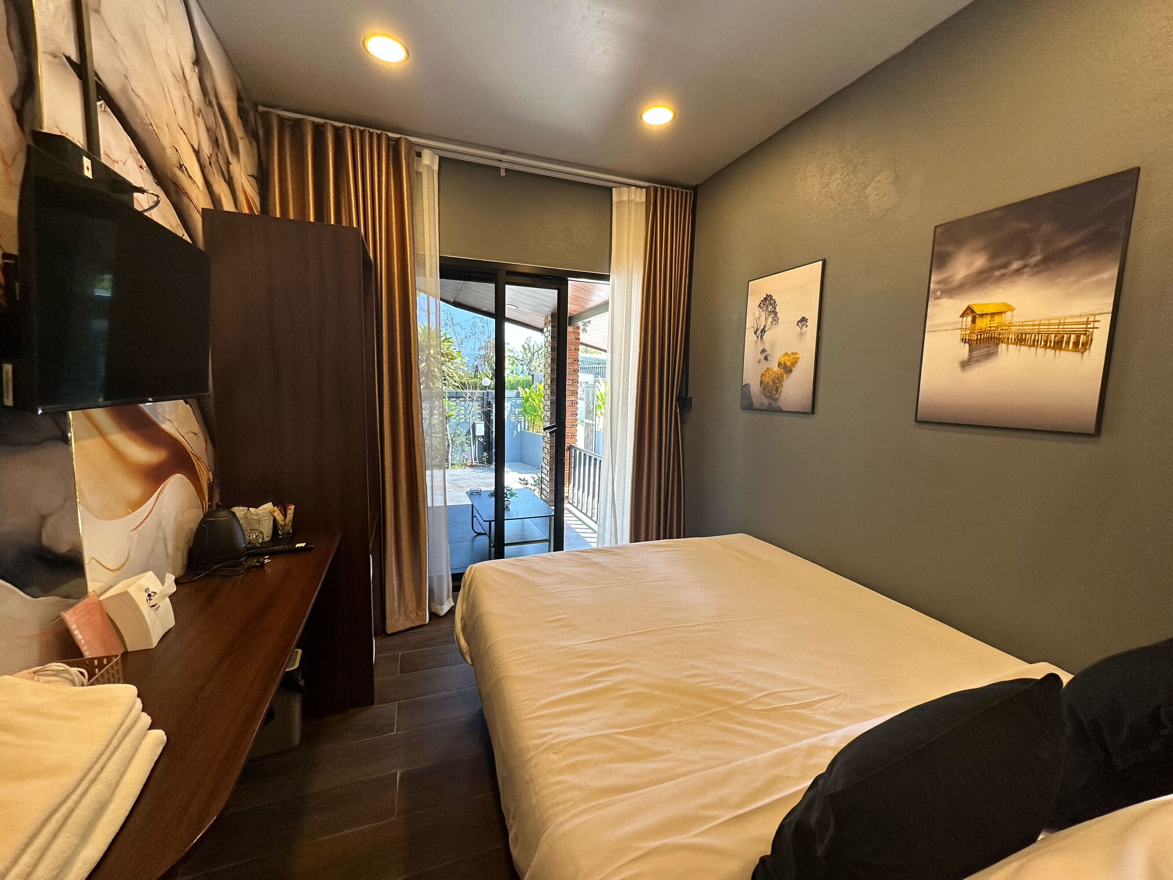 Double Bed Room (No. 883) | 遮光窗帘、免费 WiFi