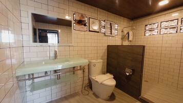 Twin Bed Room (No. 882) | Bathroom | Shower, free toiletries, hair dryer, towels