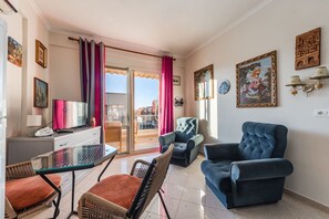 Apartment | 1 bedroom - Amazing Canvas by the Sea Wifi Free Parking (Vlorë)