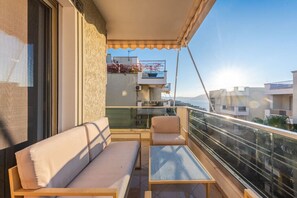 Apartment | 1 bedroom - Amazing Canvas by the Sea Wifi Free Parking (Vlorë)