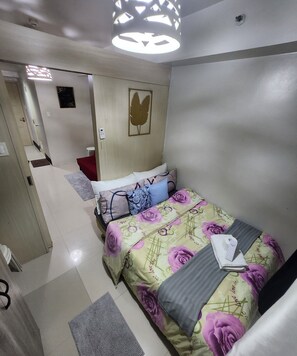 1 bedroom, iron/ironing board, free WiFi, bed sheets