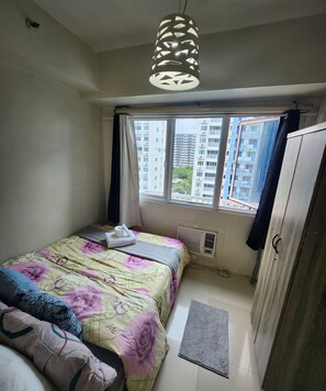 1 bedroom, iron/ironing board, free WiFi, bed sheets