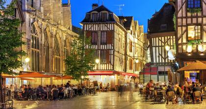 Bel appartement centre Troyes - Bienvenue chez Tonton EugĂšne