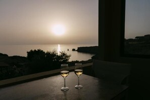 Dining - Greco Levantes Villas (Rethimno)