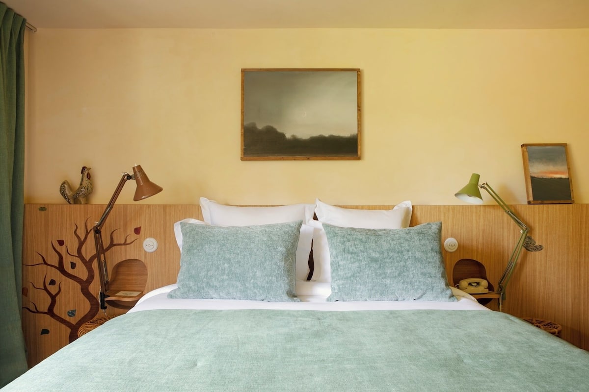 Junior Suite | Két bảo mật tại phòng, bàn ủi/dụng cụ ủi quần áo 