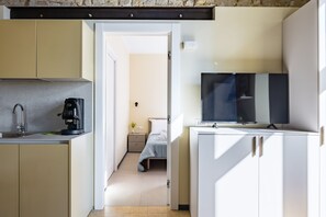 Apartment | 2 bedrooms - La Pinacoteca - V Irolli (Naples)