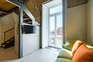 2 bedrooms - La Pinacoteca - F Solimena (Naples)