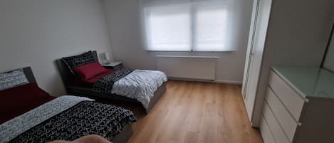 1 bedroom, free WiFi, bed sheets