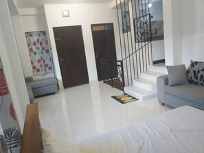 Villa, 2 Bedrooms, Smoking, Balcony - Stunning 2-storey Villa in Kudaoya, Hatton - Perfect Retreat for Golf Lovers (Hatton)