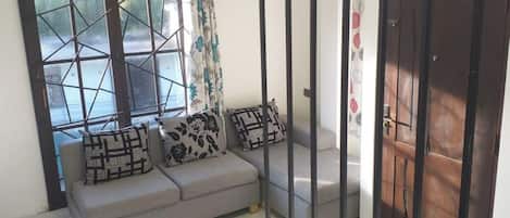 Villa, 2 habitaciones, para fumadores, balcón | Sala de estar