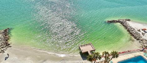 Et oppvarmet basseng