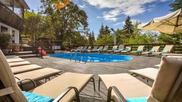 Apartment, 2 Bedrooms, Accessible, Smoking | Pool | Indoor pool