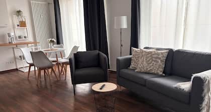 Cozy apartment with kitchen and good transport connections