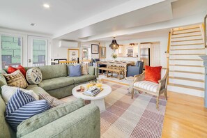 TV, fireplace, offices