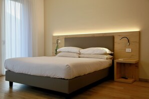 Studio, Balcony, Mountain View | Hypo-allergenic bedding, laptop workspace, soundproofing, free WiFi - Bernina Suites - 150 metres to Bernina Express (Tirano)