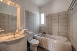 House | 2 bedrooms